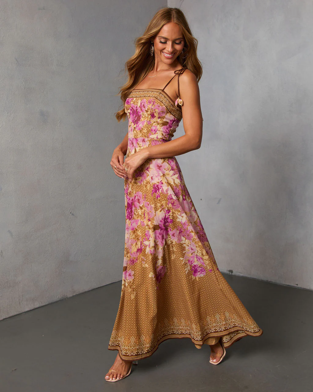 Solienne Printed Fit and Flare Maxi Dress - Image 3