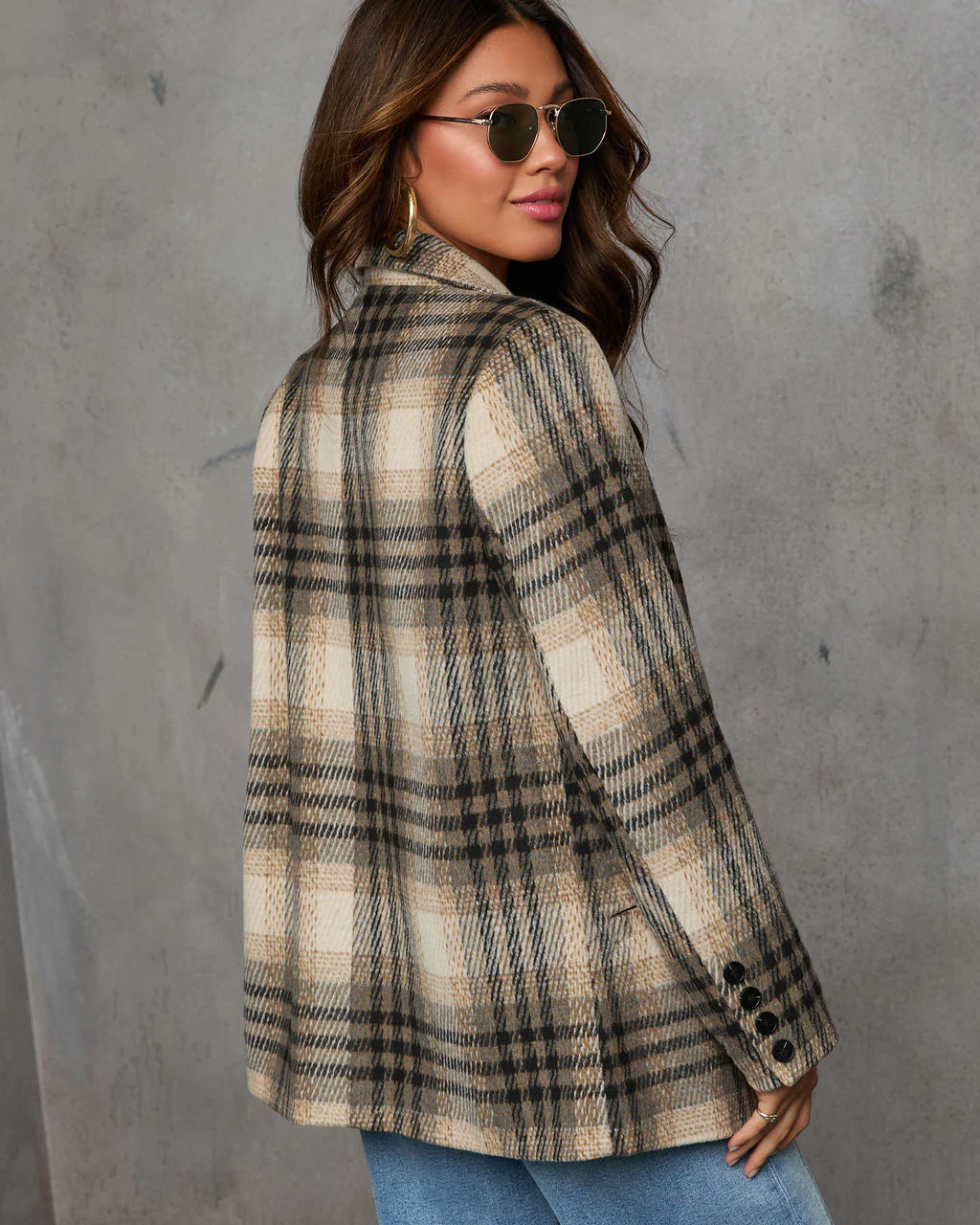Stay Close Plaid Oversized Blazer - Image 4