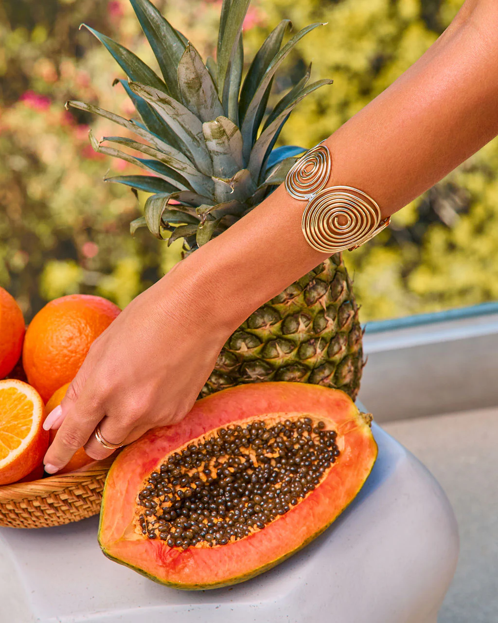 Summer Coil Spiral Metal Arm Cuff - Image 3