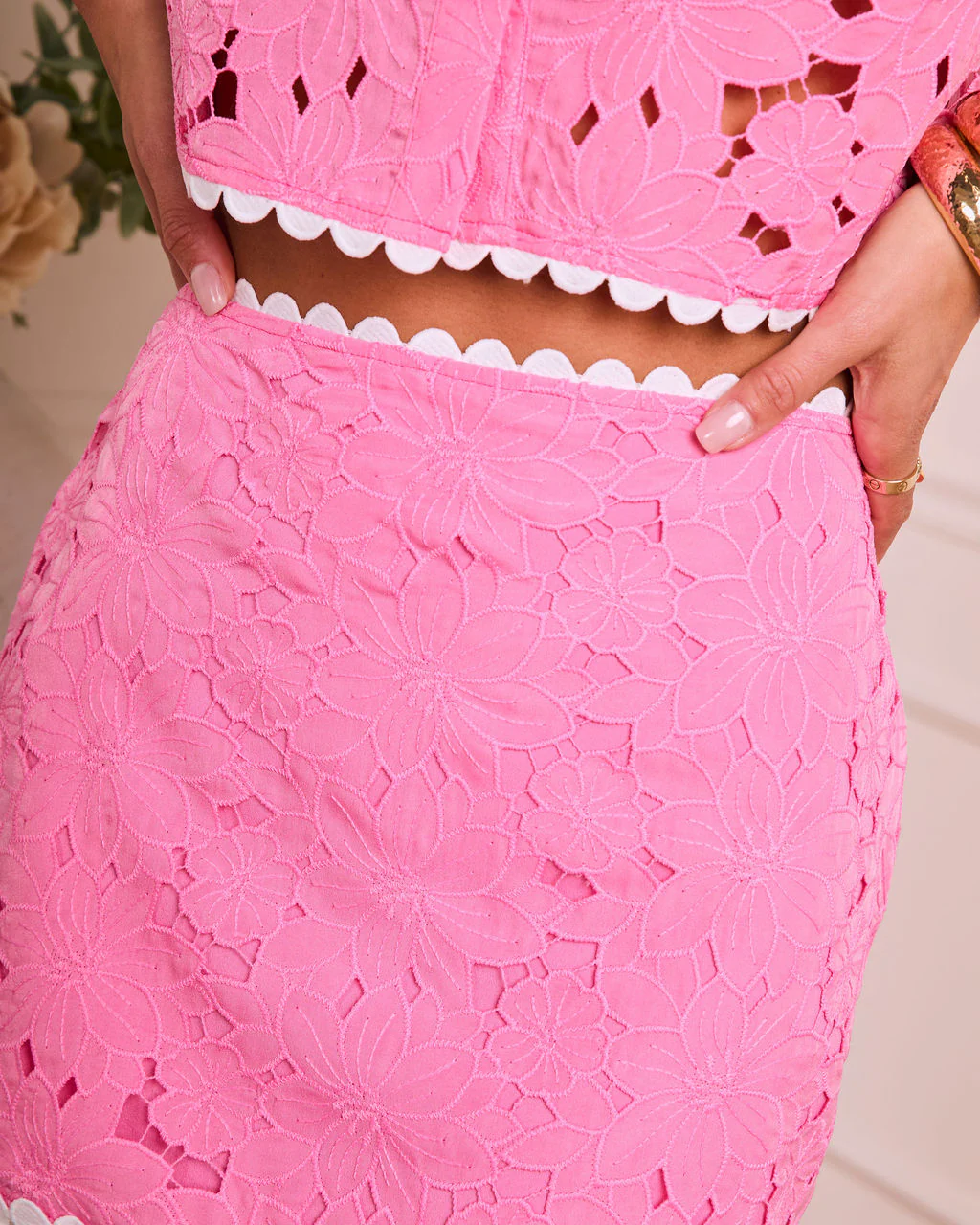 Sunlit Sweetheart Contrast Trim Floral Lace Mini Skirt - Image 6