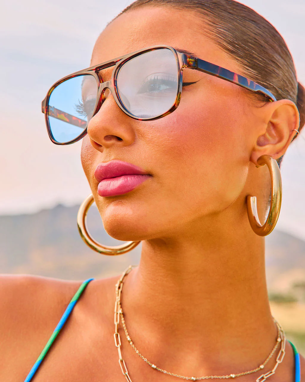 Sunny Glow Aviator Sunglasses - Image 5