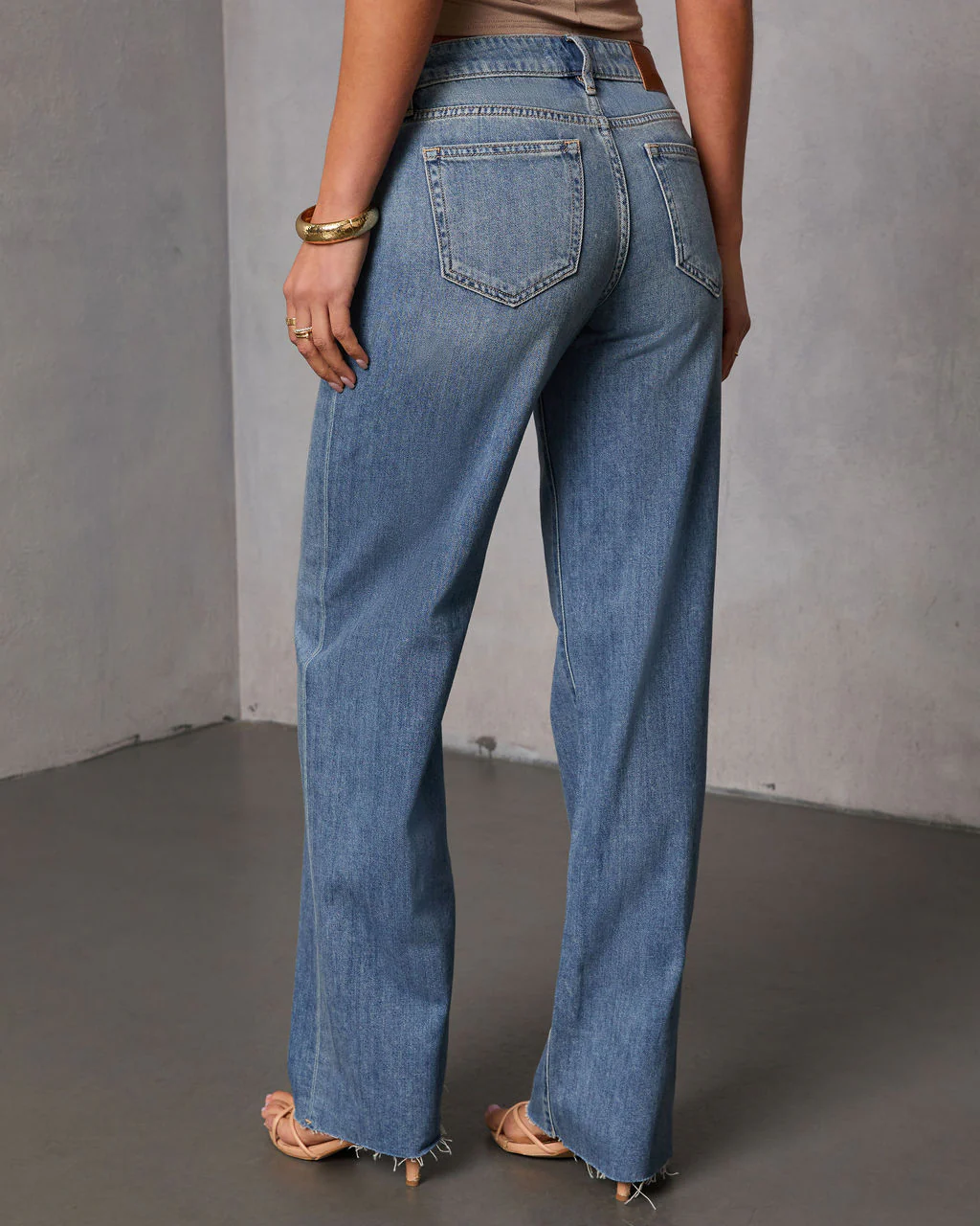 Tamrin Rigid Low Rise Relaxed Leg Jeans - Image 4