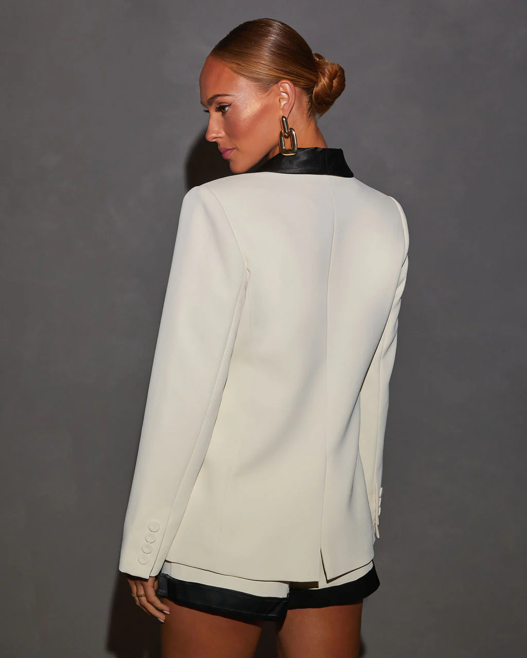 Collette Crepe Colorblock Blazer - Image 4