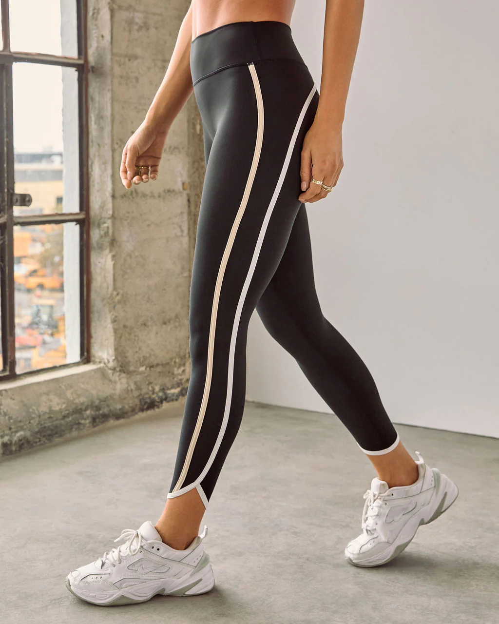 Victory Lap Contrast Piping Leggings - Image 3
