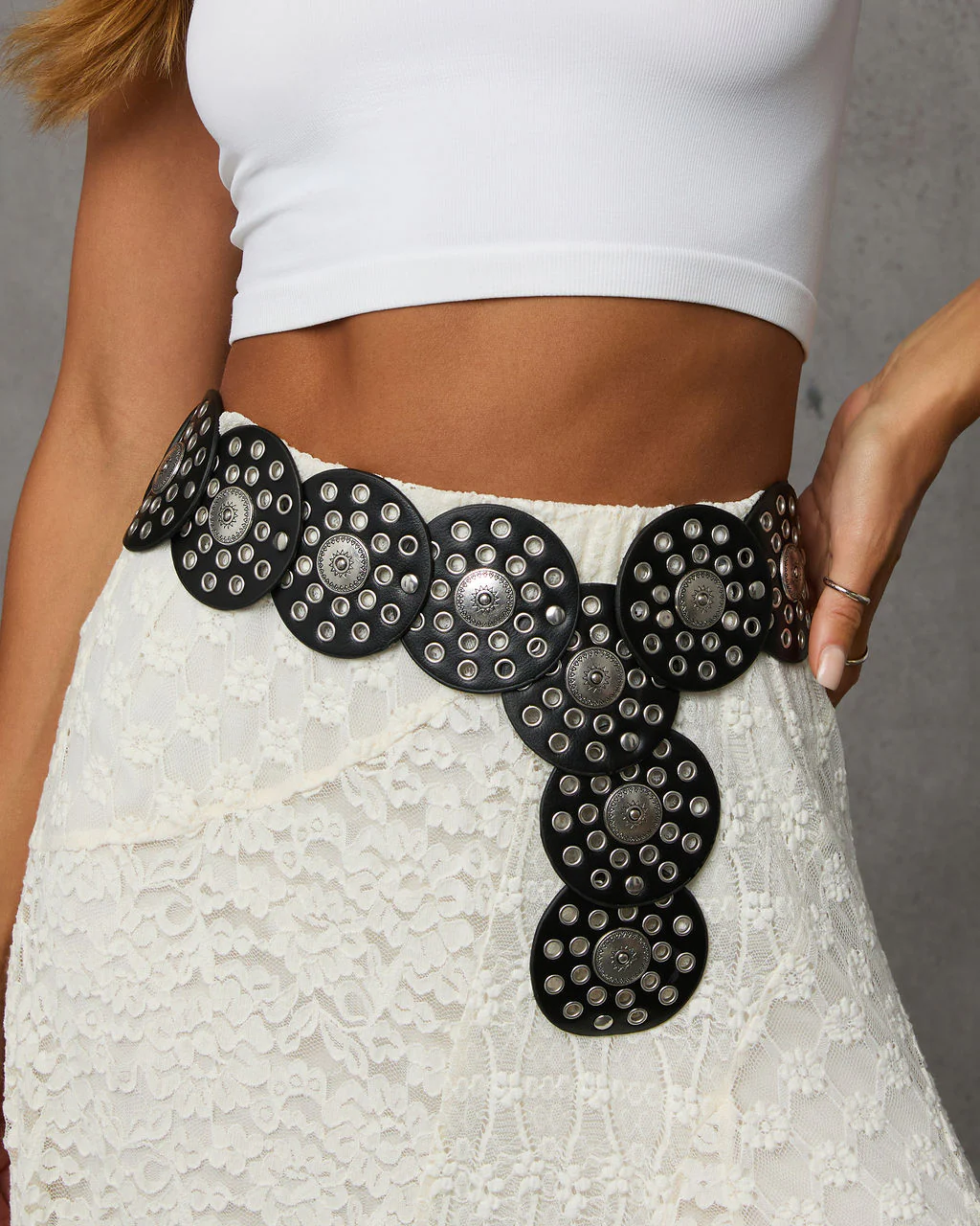 Videna Etched Grommet Hole Leather Belt - Image 2