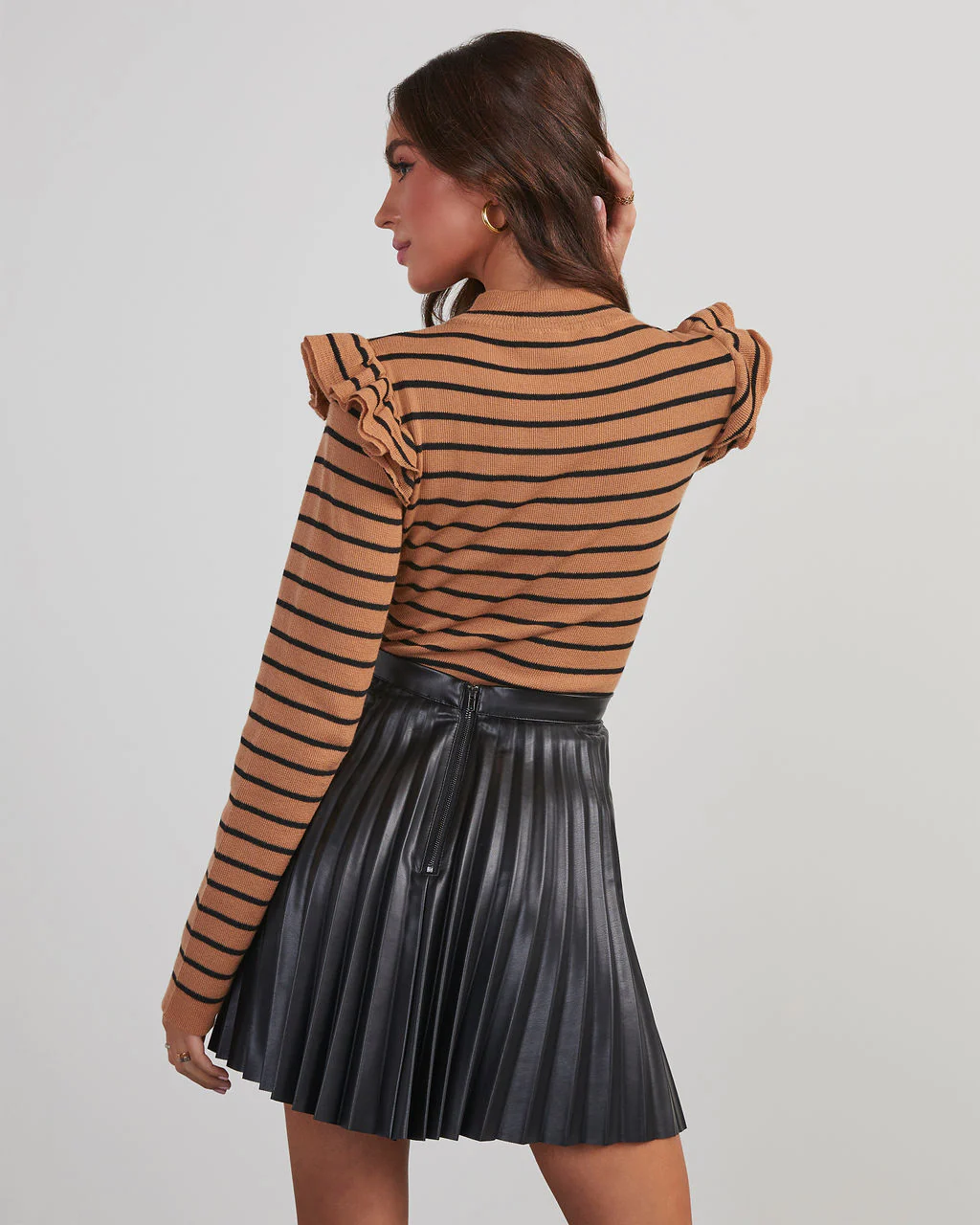 Vixen Pleated Faux Leather Mini Skirt - Image 4