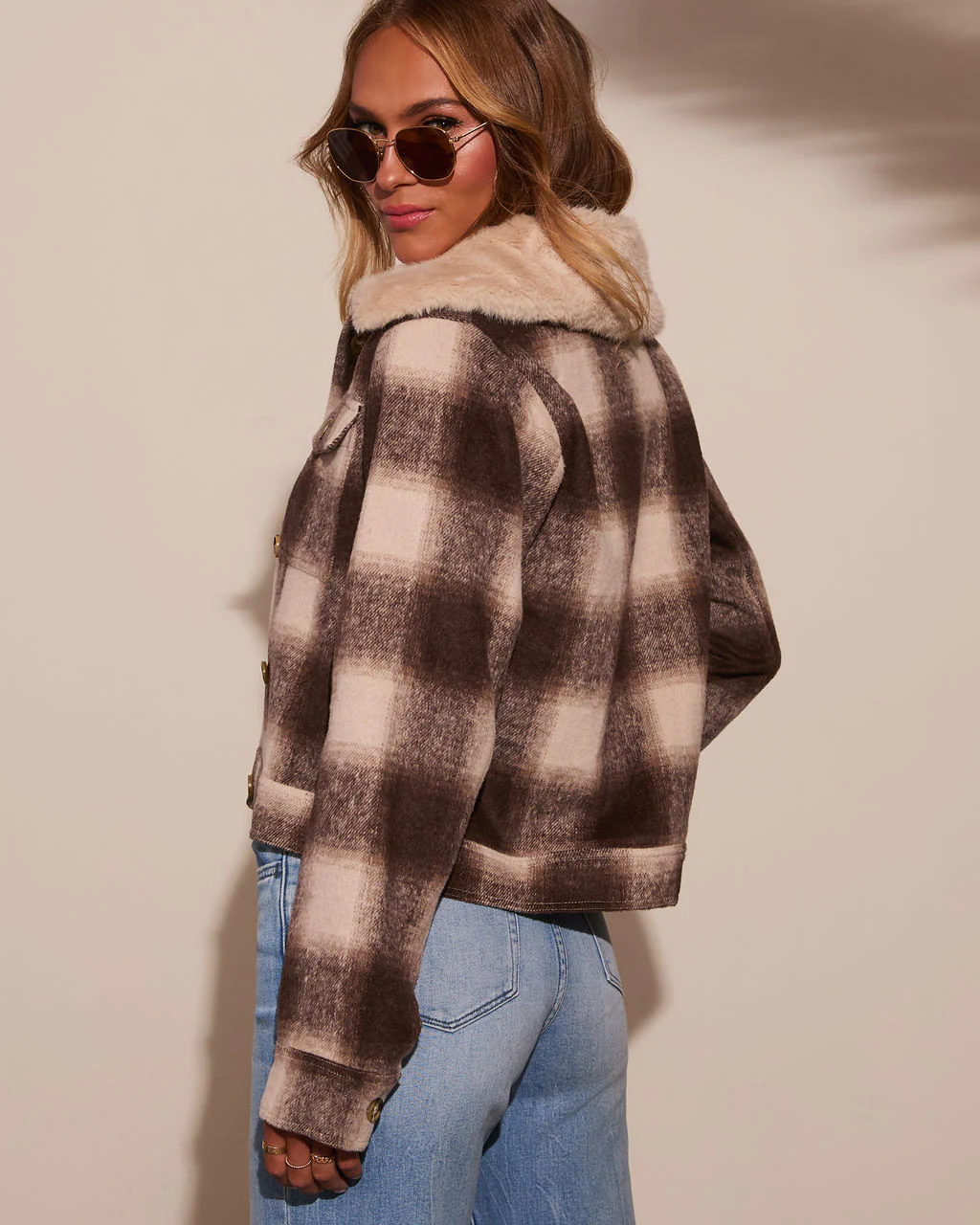 Warm Feels Fur Collar Plaid Jacket - Image 4