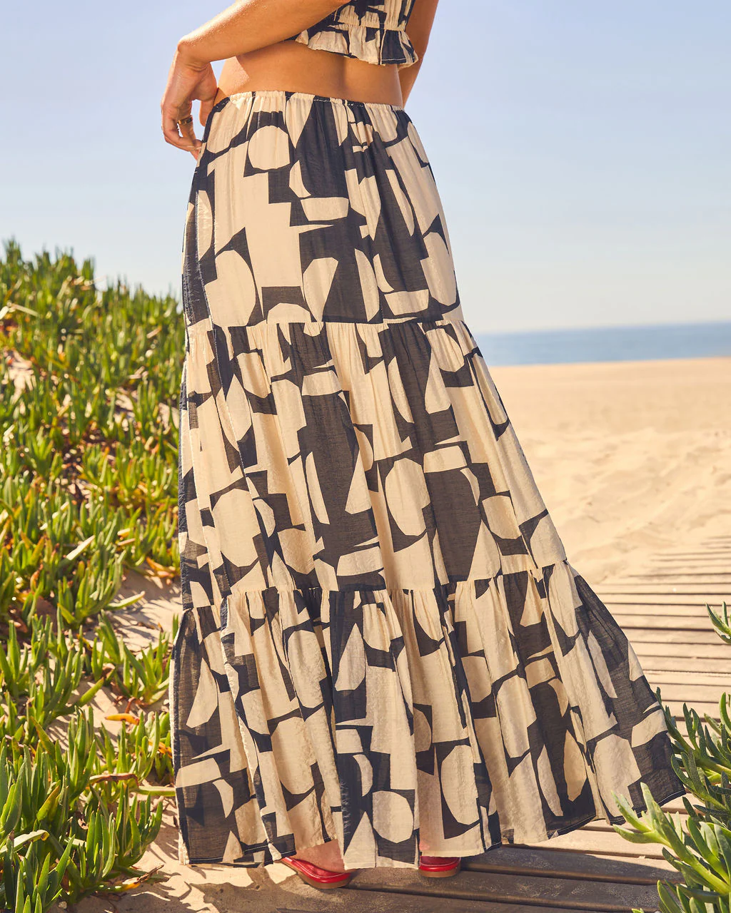 Weekend Wanderer Abstract Print Maxi Skirt - Image 3