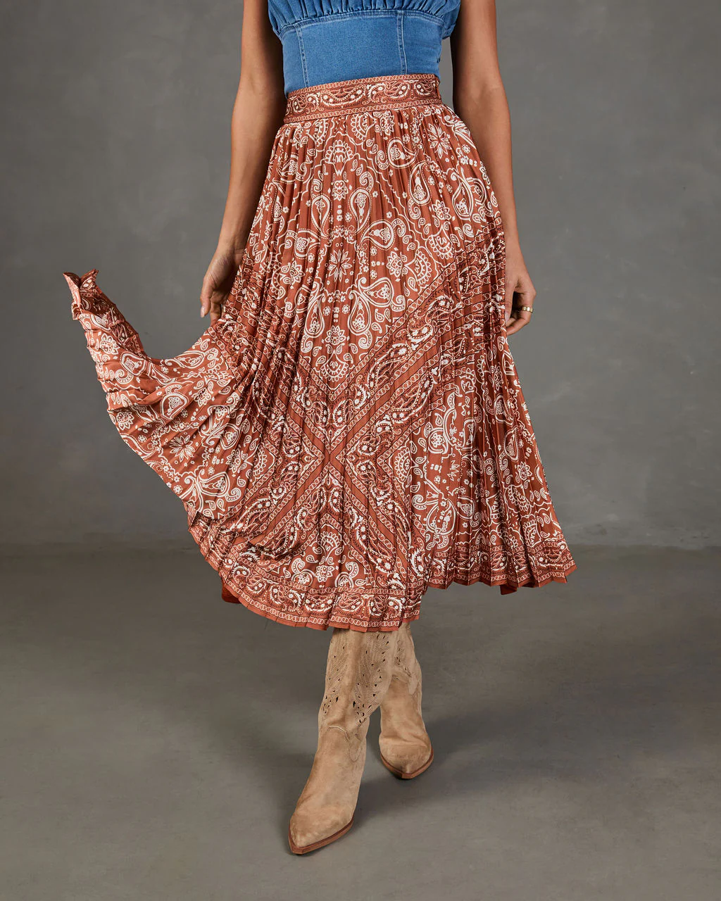 Whispered Valley Pleated Paisley Midi Skirt - Image 5