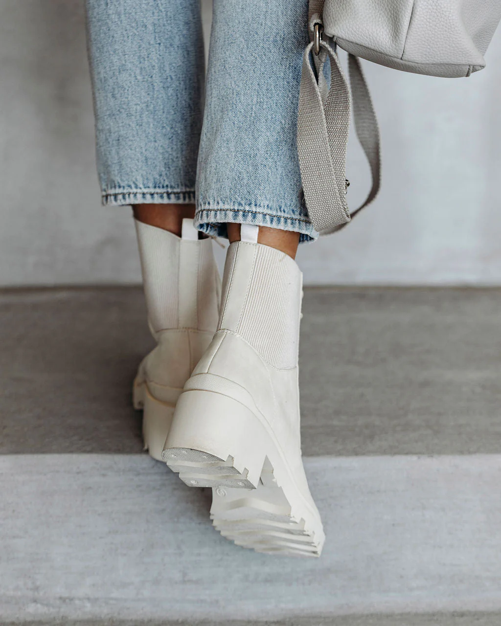 Willa Heeled Lace Up Boot - Image 6
